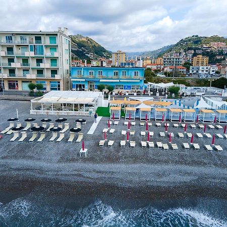 Hotel Piccolo Paradiso Bordighera Exterior photo