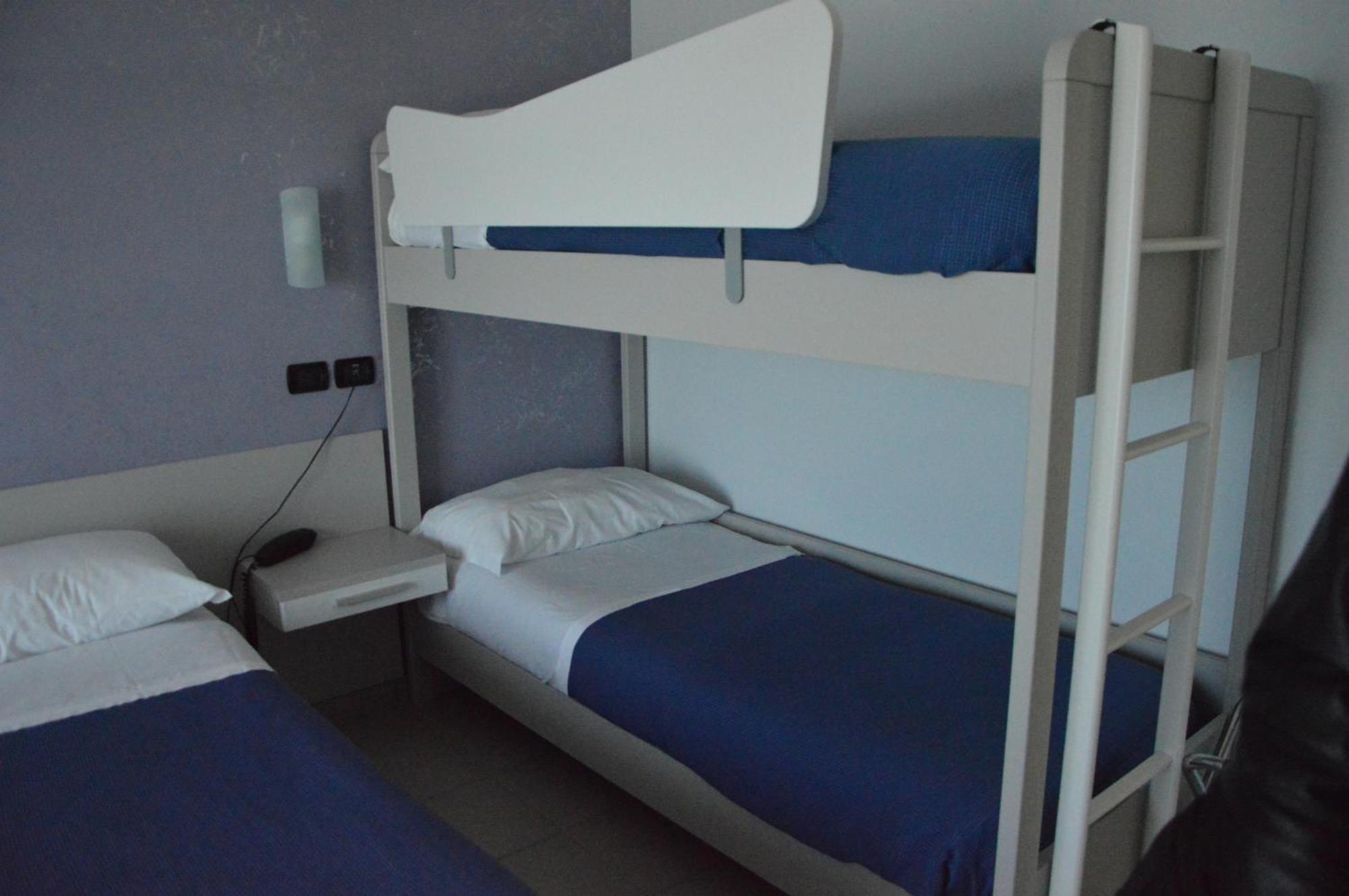 Hotel Piccolo Paradiso Bordighera Room photo